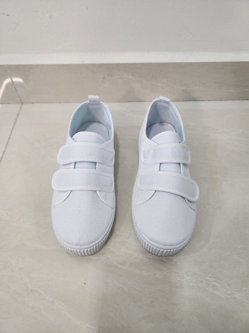 White sale shoes cloth