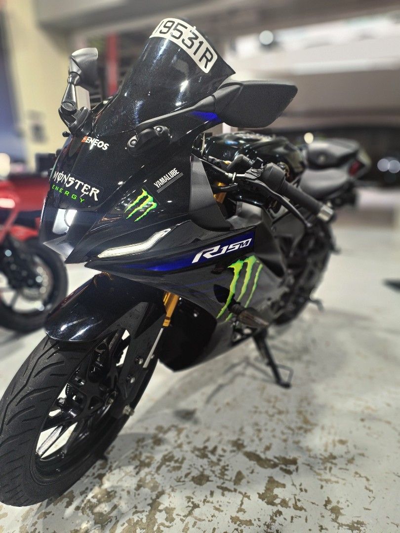 V4 monster shop