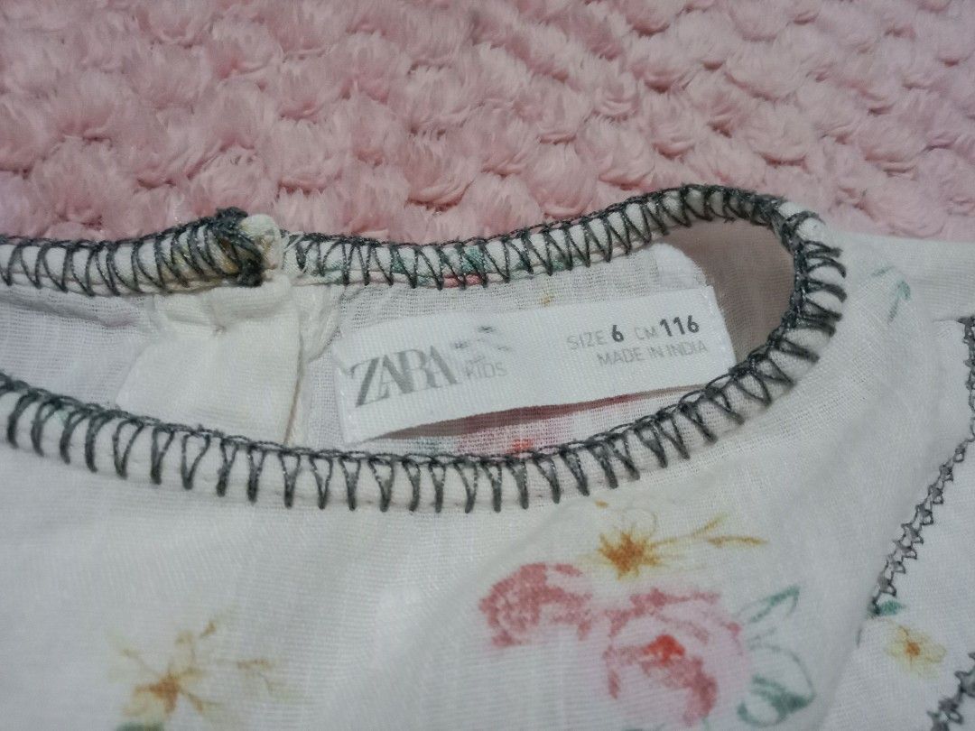 Zara kids floral top (Category: Babies & Kids Fashion) located in Bacoor. Submitted by knotdys (Listing ID 1273617810, Image 2). Description: size 6 on tag.