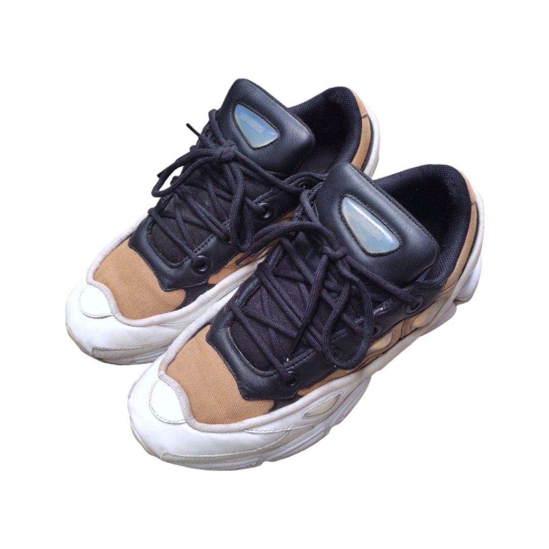 Adidas - raf simons ozweego 3 (Category: Sneakers) located in Quezon City. Submitted by cyborgph (Listing ID 1273812465, Image 3). Description: adidas - raf simons ozweego 3 size 8.5 8.5 condition flaws- minor scratches.