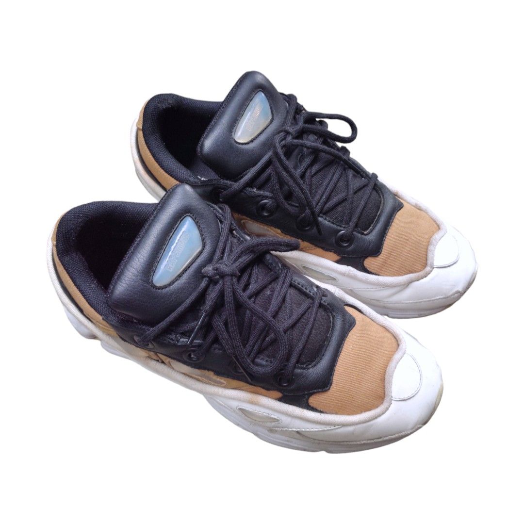 Adidas - raf simons ozweego 3 (Category: Sneakers) located in Quezon City. Submitted by cyborgph (Listing ID 1273812465, Image 2). Description: adidas - raf simons ozweego 3 size 8.5 8.5 condition flaws- minor scratches.