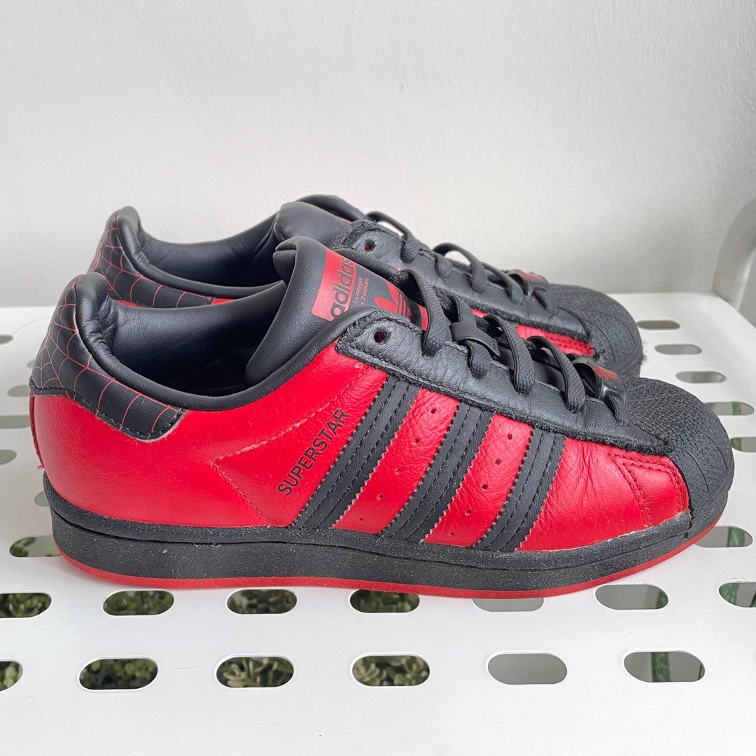 Marvel sales tennis shoes