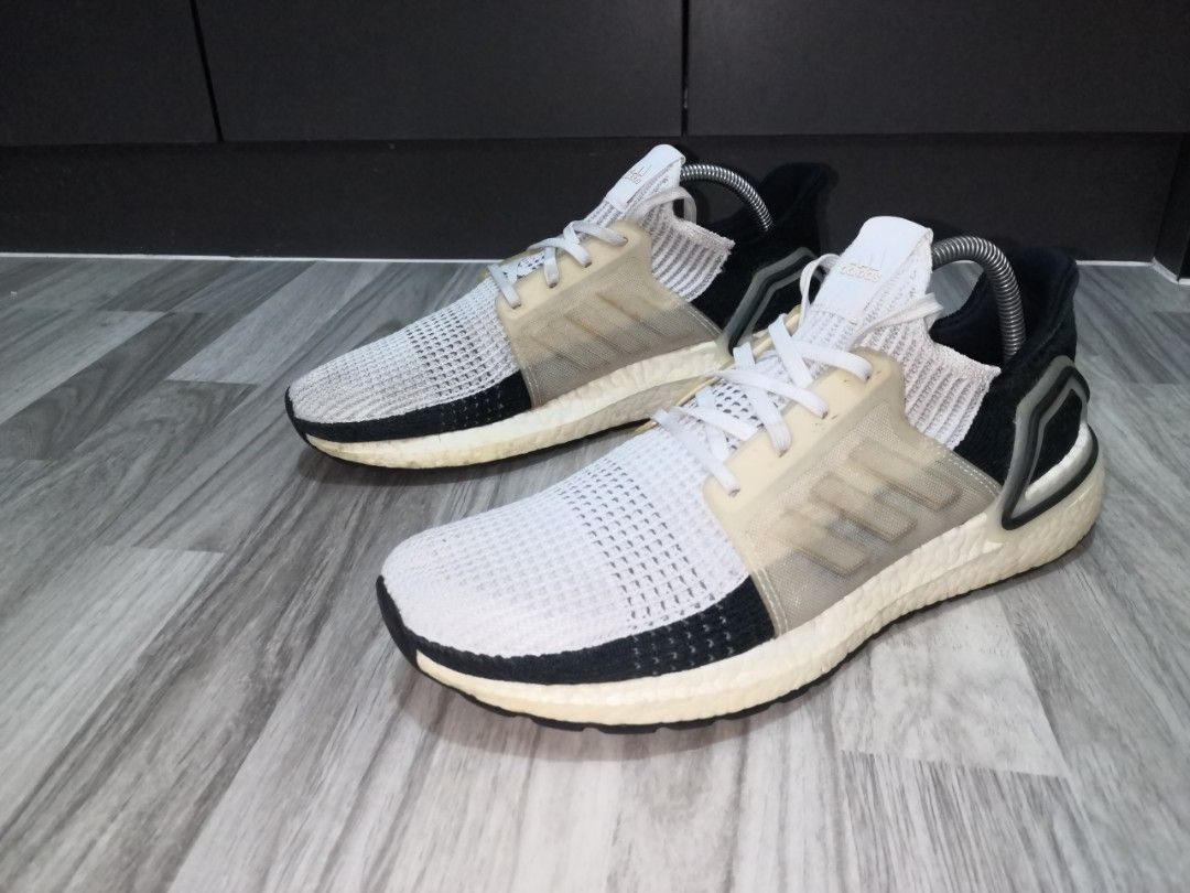 Ultra boost 19 size 12 top