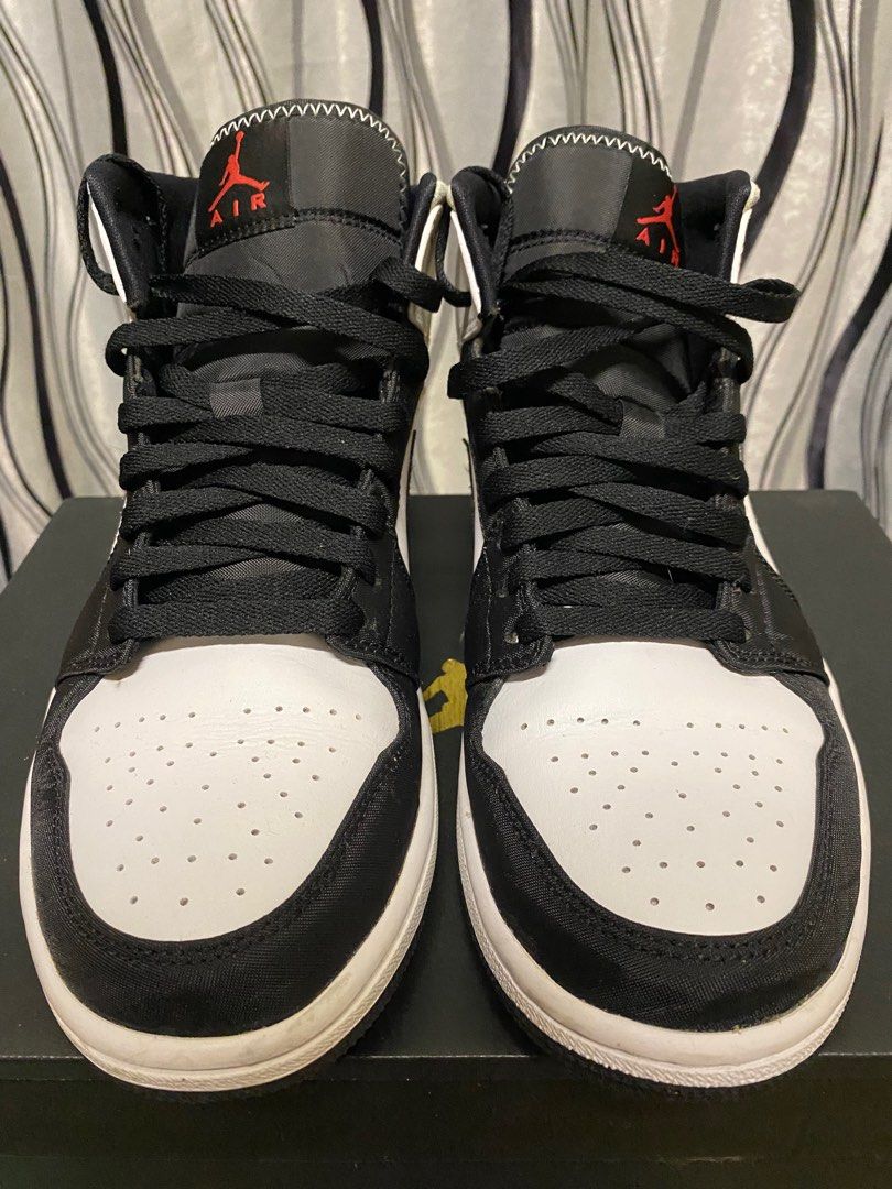 Aj 1 track outlet red