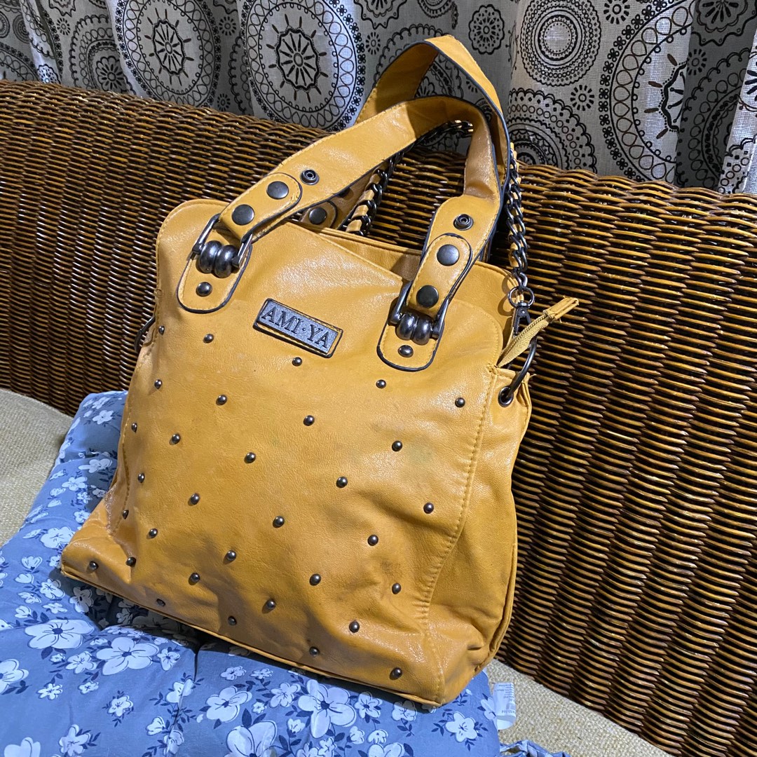 Amiya bag sale