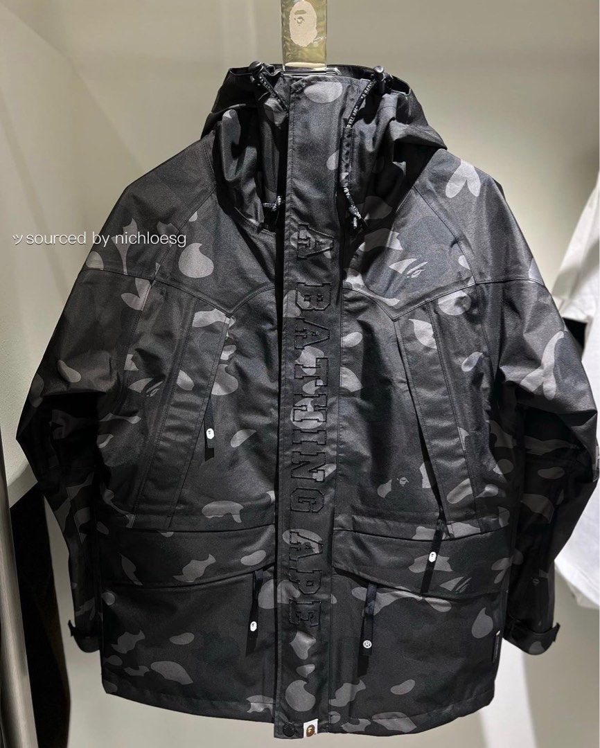 Mens camo sales snowboard jacket