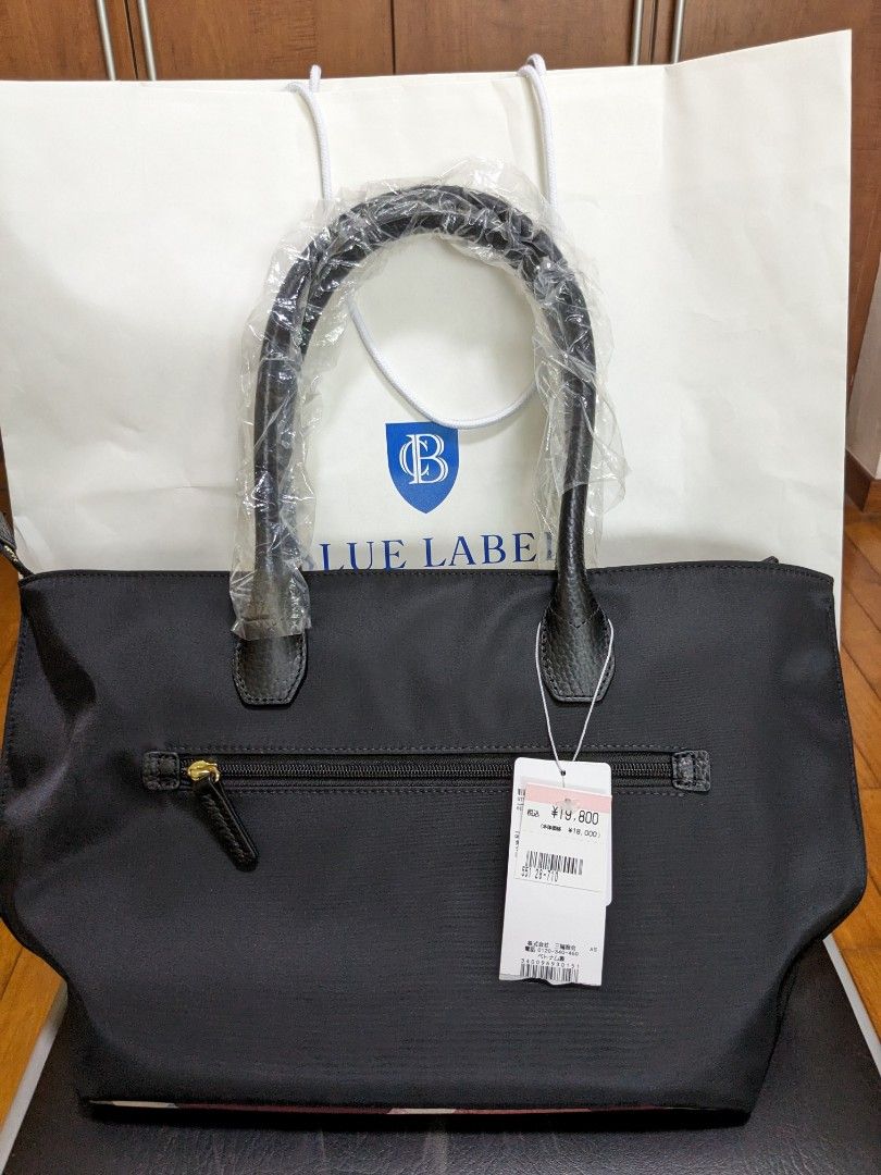 Blue Label Crestbridge Tote Bag, Women's Fashion, Bags & Wallets, Tote ...