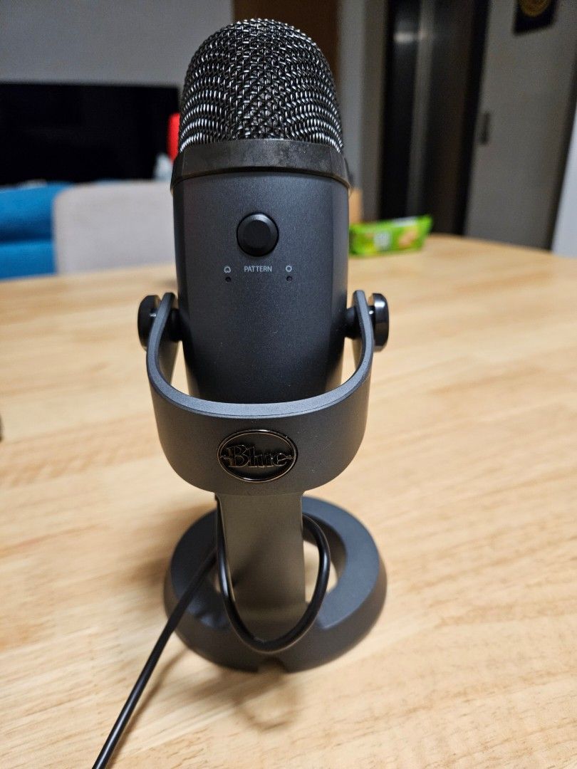 Blue Yeti Nano Microphone in Shadow Gray - 9462742