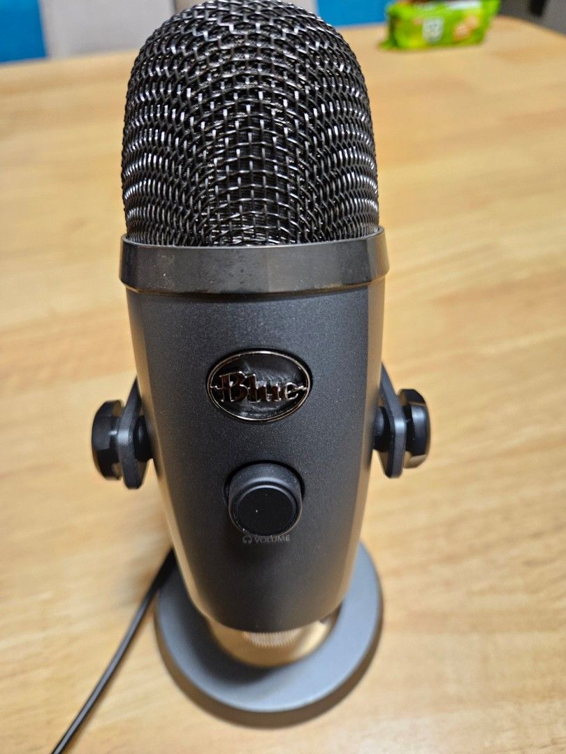 Blue Yeti Nano Microphone in Shadow Gray - 9462742