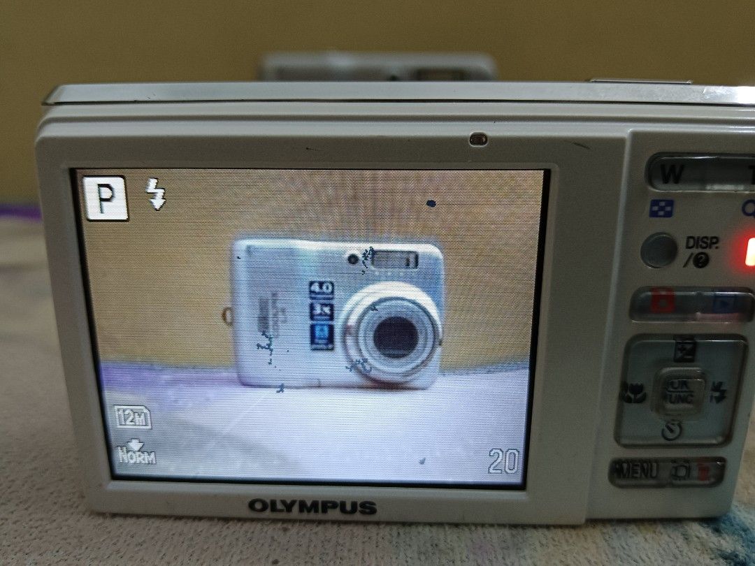 CAMERA VINTAGE OLYMPUS FE4010, Photography, Cameras on Carousell