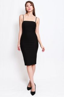 (Category: ) located in . Submitted by wardrobesale (Listing ID 1273865615, Image 1). Description: .