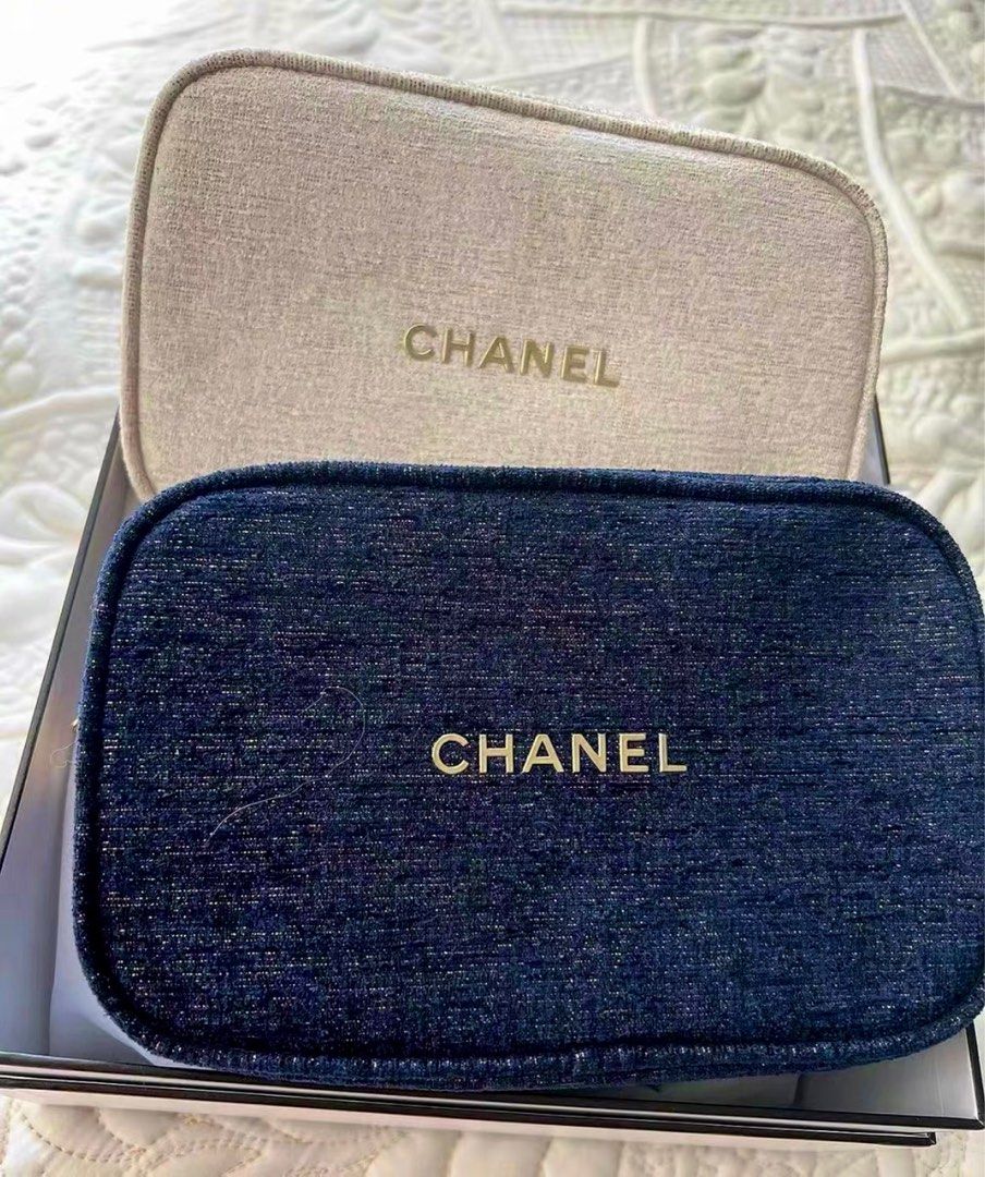 Chanel makeup bag outlet gift with purchase