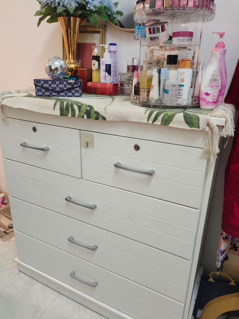 Gumtree second hand chest of deals drawers