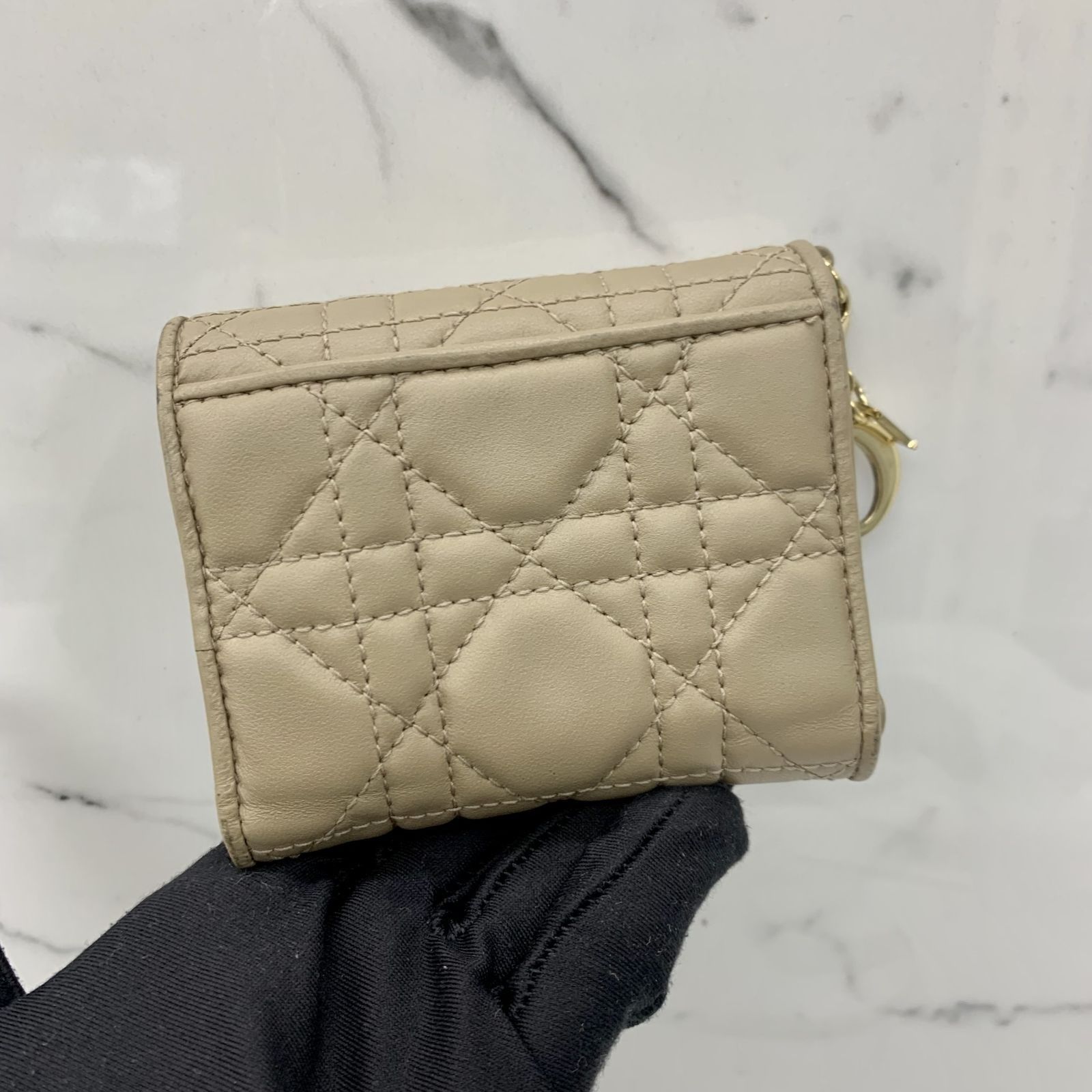 Lady dior medium wallet shop