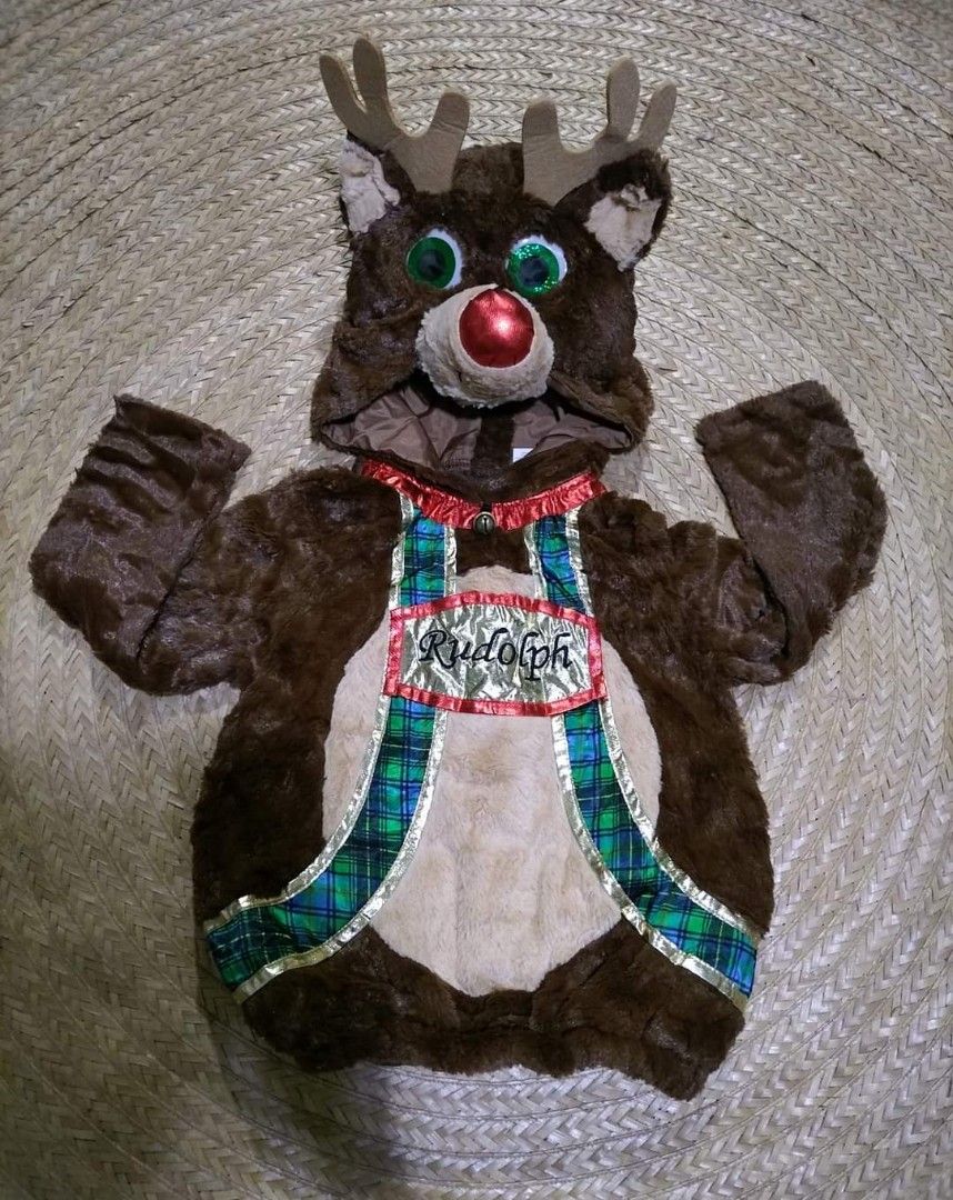 Christmas Costume (Rudolph) (Category: Babies & Kids Fashion) located in Cavite. Submitted by takeyourpick2020 (Listing ID 1273742430, Image 2). Description: Rudolph Costume Bnew Mall pullout 380 each Sizes available 3-4 5-6 7-8.