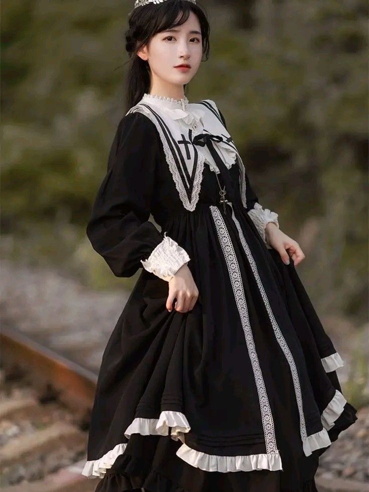 Classic gothic lolita discount