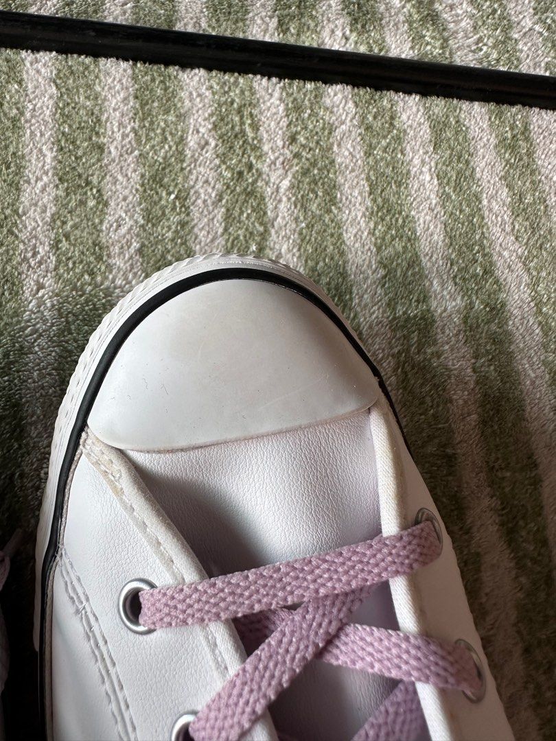 White dainty discount converse womens