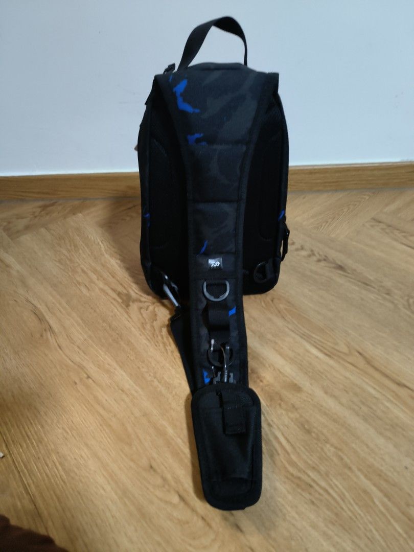 Daiwa Sling Bag