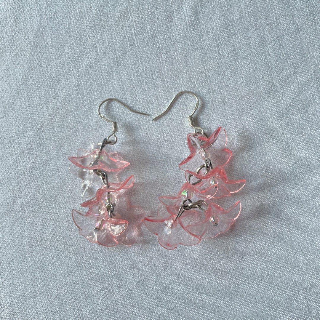 Dainty flower earrings cheap