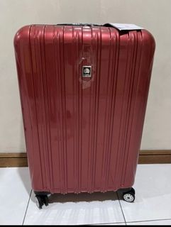 Delsey hard case luggage 💯 original