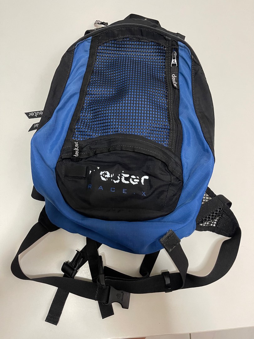Deuter race x daypack store