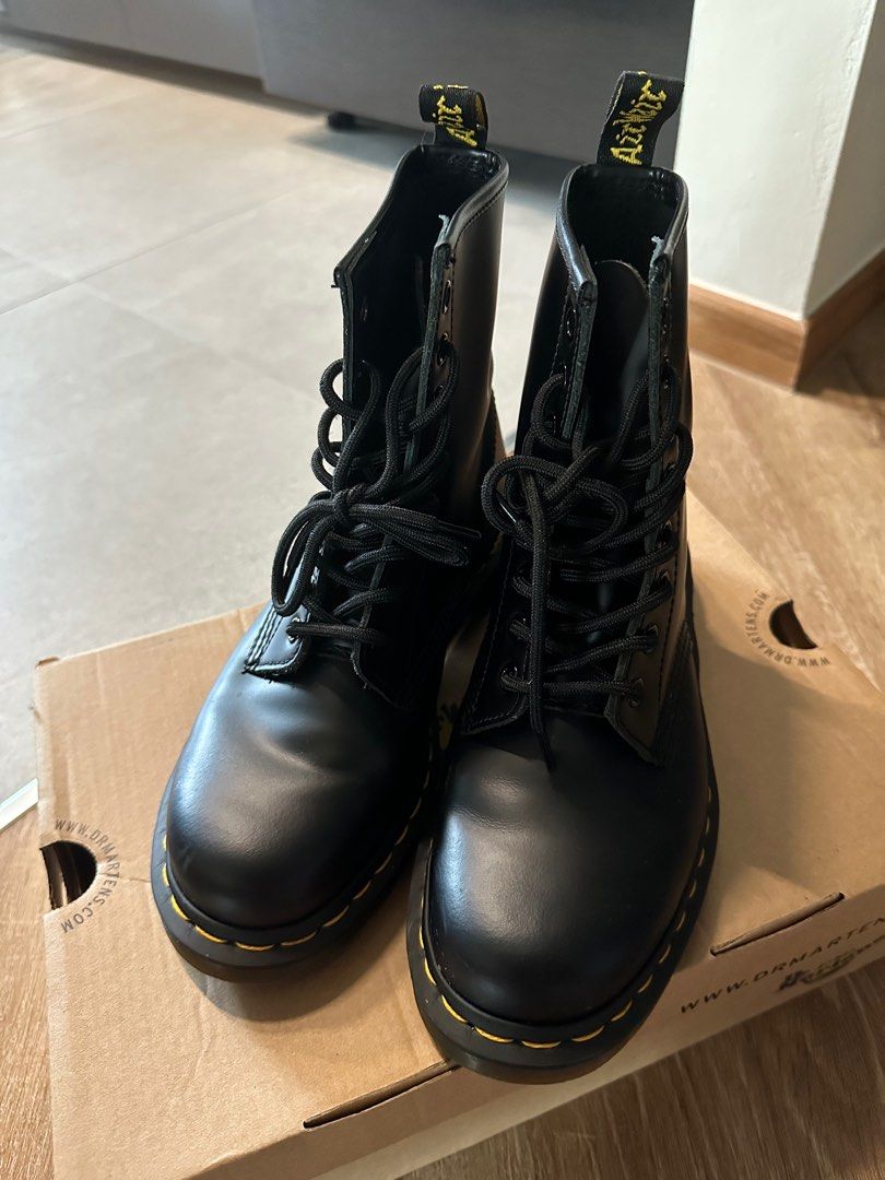 Martens smooth hotsell