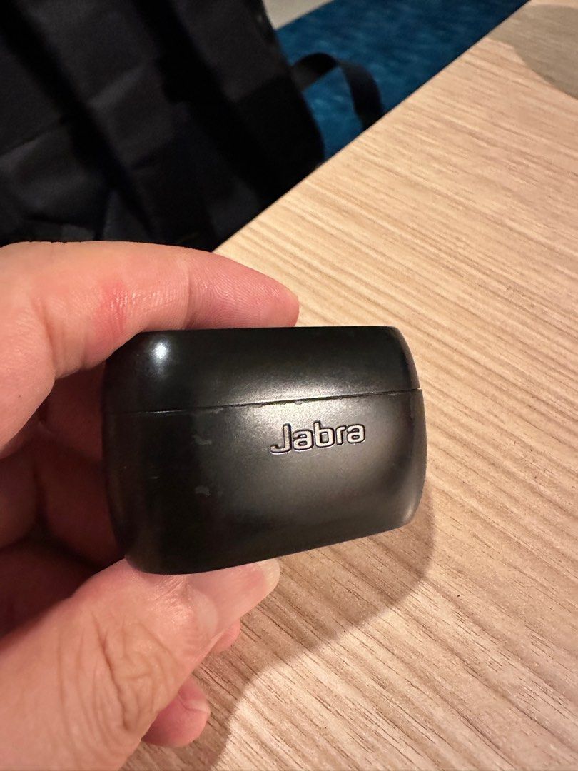 Elite 75t cheap charging case