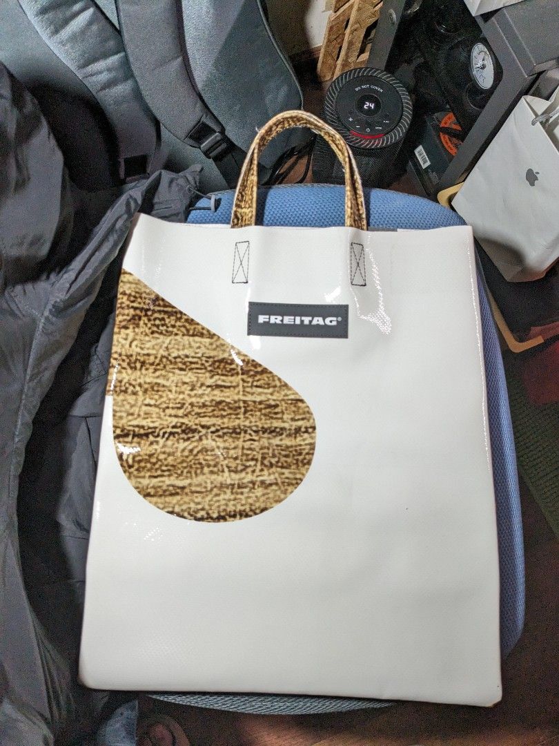 Freitag F52 Miami vice, 名牌, 手袋及銀包- Carousell