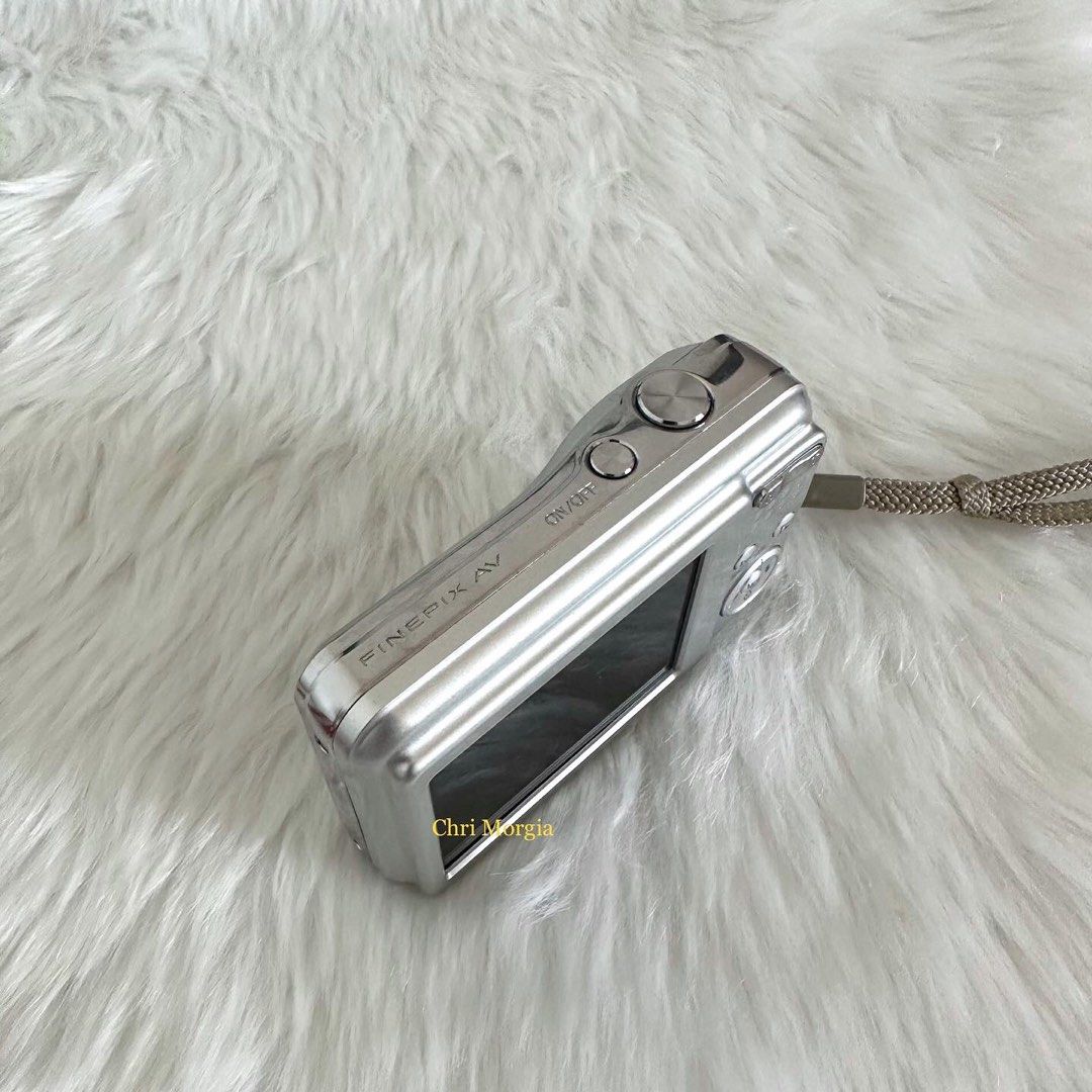Fujifilm AV100 Digital Camera, Photography, Cameras on Carousell