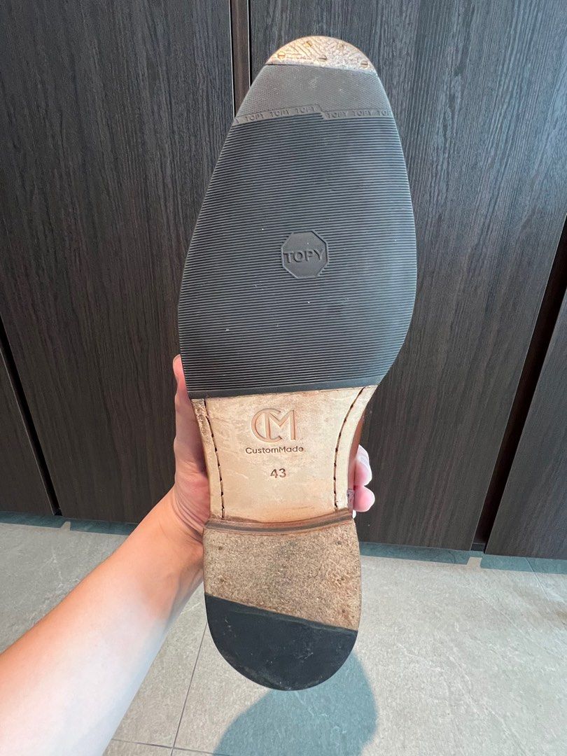 Full grain leather shoes by Custommade