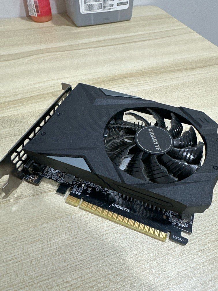 GIGABYTE GeForce GTX 1650 GDDR6 OC 4G DISPLAY CARD GV N1656OC 4GD