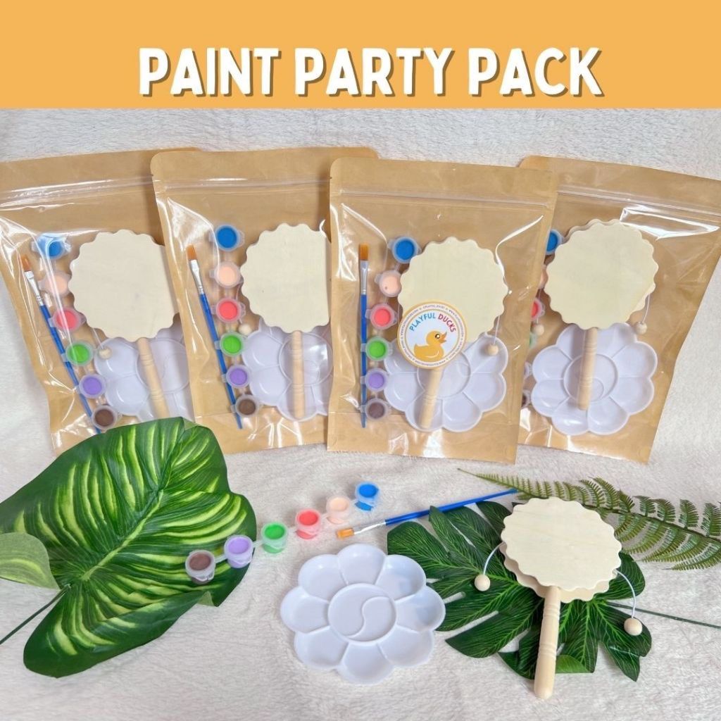 32 Pack Bubble for Kids Party Favors, 8 Style Mini Bubble Wands with Gift  Box, Dinosaur Toys Bulk for Carnival Prizes Goodie Bag Stuffers Supplies