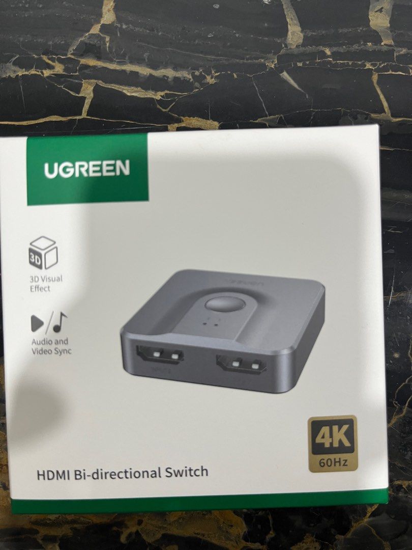 HDMI splitter (Category: Other Accessories) located in Singapore. Submitted by cyberklan (Listing ID 1273760521, Image 1). Description: Bought extra, opened to check content. Deal at postal code 767996.
