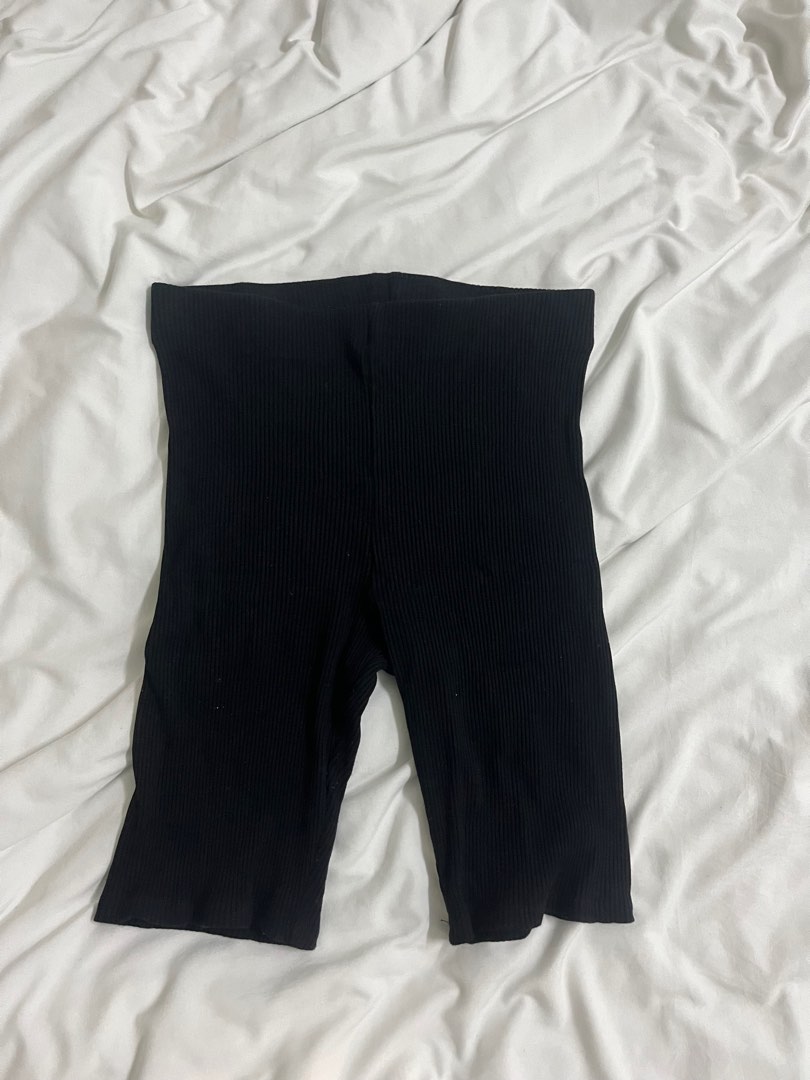 H & store m biker shorts