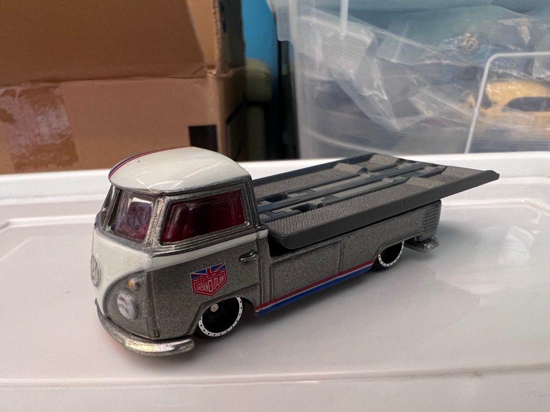 Hot wheels team transport deals vw t1 transporter pickup
