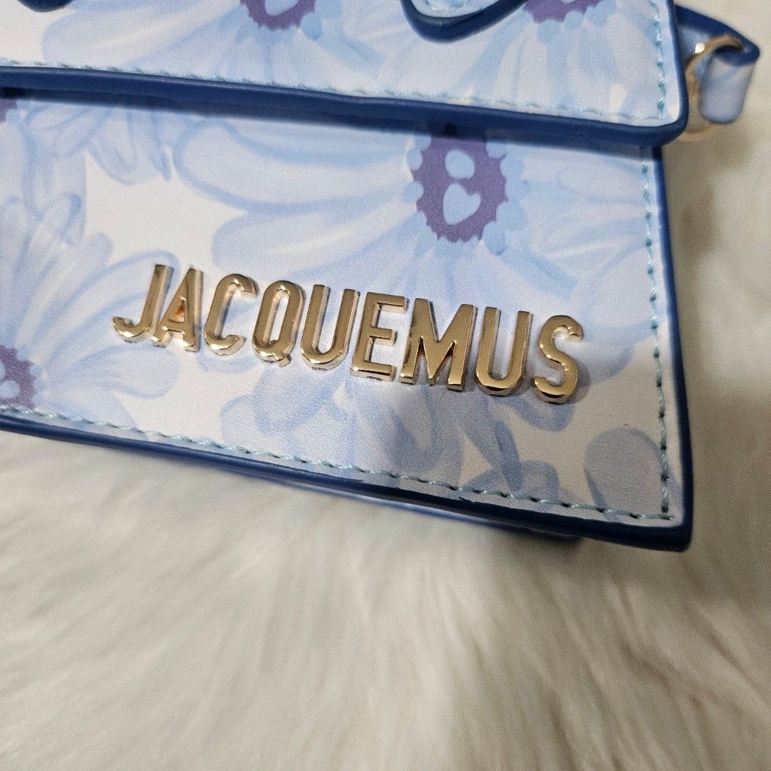 Jacquemus mini new arrivals chain bag