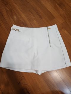 (Category: ) located in . Submitted by ushop21 (Listing ID 1273854935, Image 1). Description: .