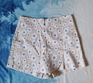 (Category: ) located in . Submitted by buttertreee (Listing ID 1273824712, Image 1). Description: .