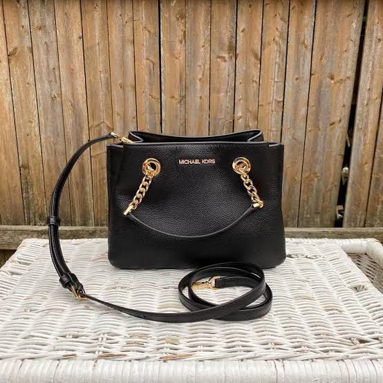 Michael Kors Mini Teagan Crossbody Bag Luxury Bags Wallets on Carousell