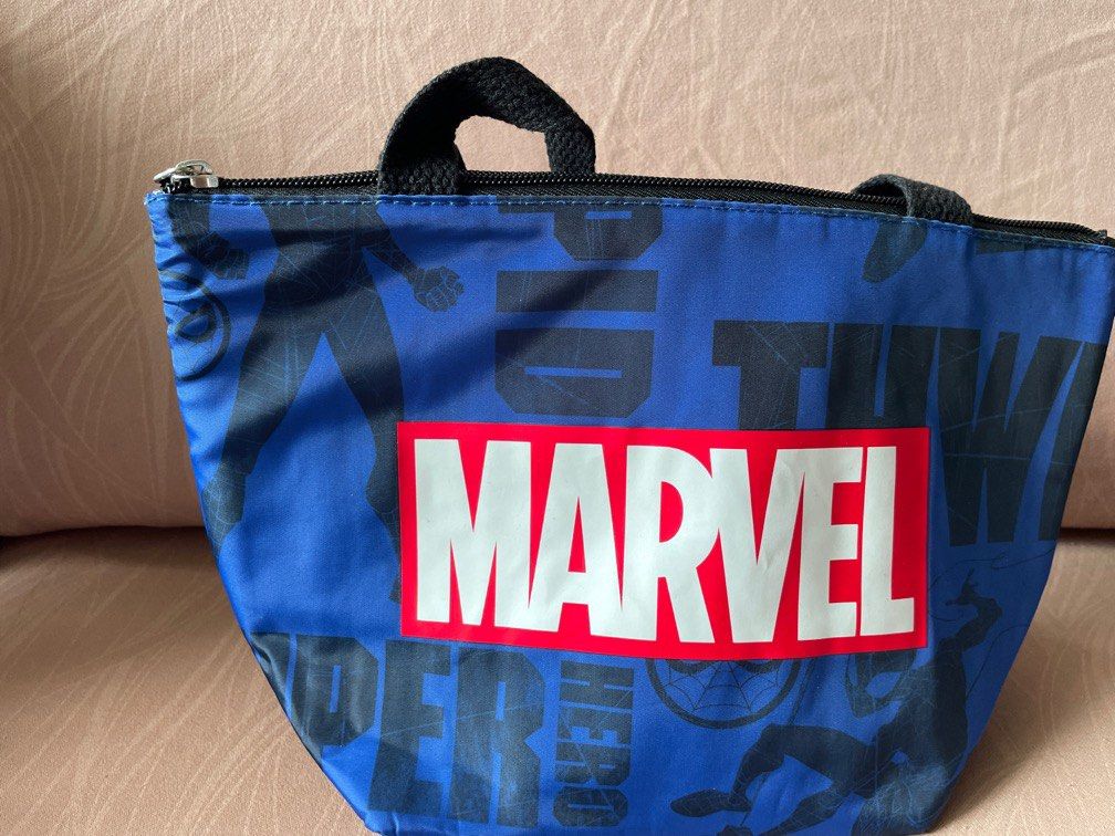 Cooler bag miniso hot sale