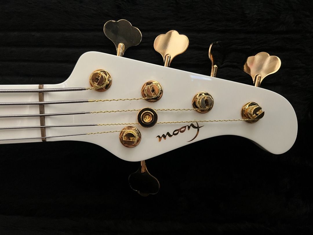 MOON JJ-5 LARRY GRAHAM MODEL, 5 string Jazz Bass, snow White (SWH)