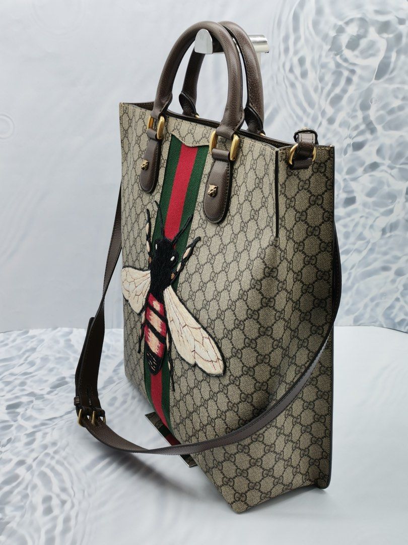 Gucci tote shop with bee