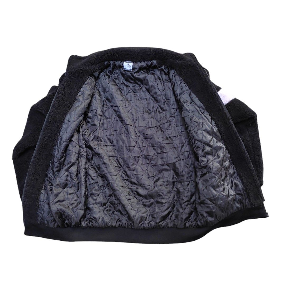 Nike - Big swoosh Boa fleece jacket (Category: Coats, Jackets and Outerwear) located in Quezon City. Submitted by cyborgph (Listing ID 1273760390, Image 3). Description: nike boa fleece jacket small on tag fits to medium 21.5*27.5 in excellent condition no issue.