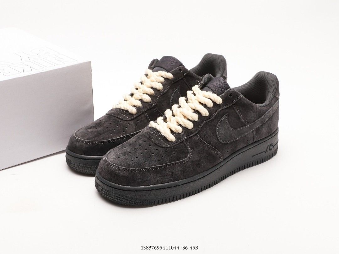 Air force 1 black on sale size 5.5