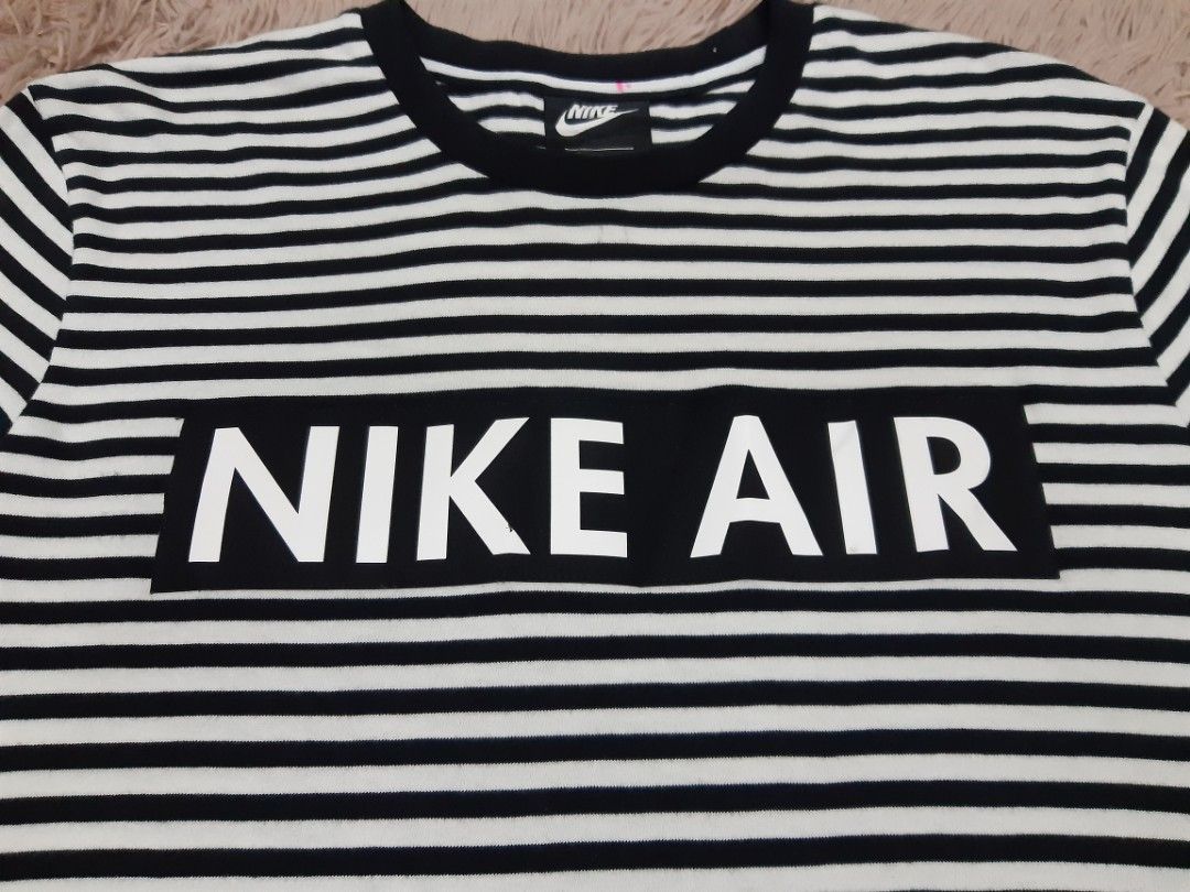 Nike air striped shirt outlet