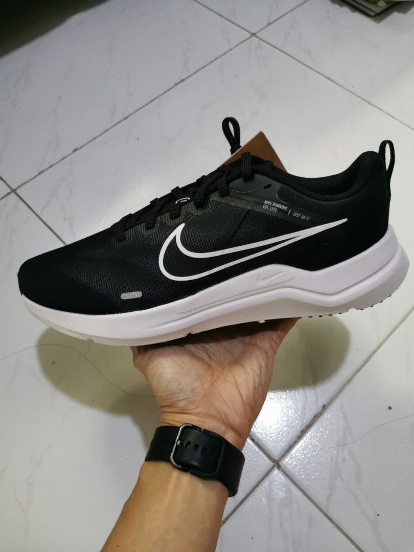Nike hotsell downshifter 44