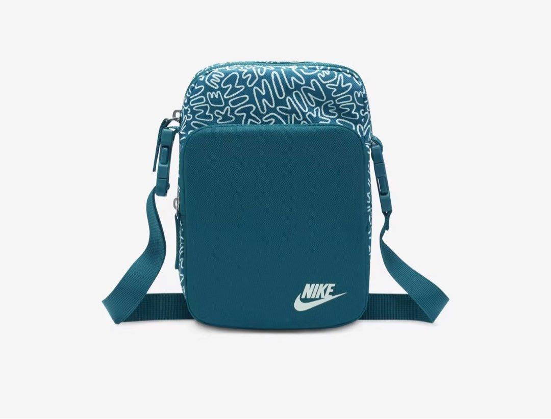 Nike Unisex Heritage Scribble Crossbody Bag (4L), Men's Fashion
