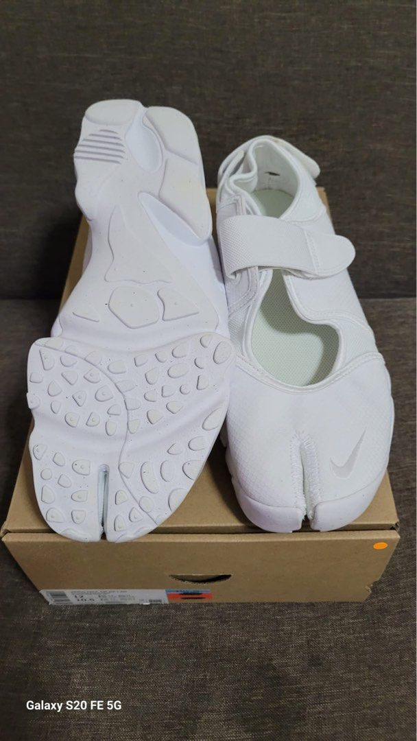 Nike rifts sale top