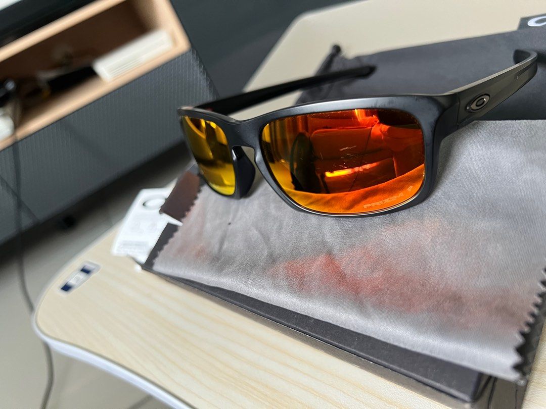 Silver 2025 stealth oakley