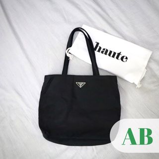 (Category: ) located in . Submitted by haute_sg (Listing ID 1273740355, Image 1). Description: .